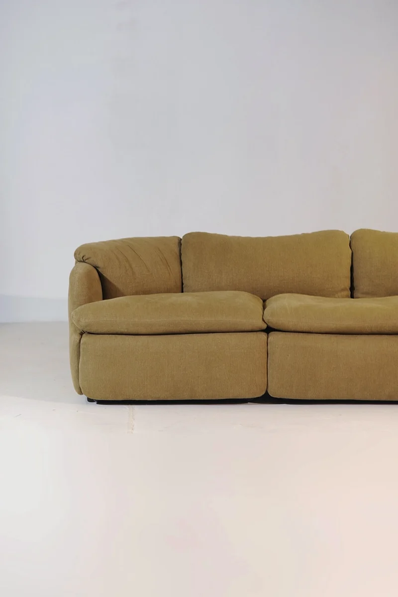 Alberto Rosselli for Saporiti Confidential 3-Seater Sofa in Olive Linen, Italy, 1970s