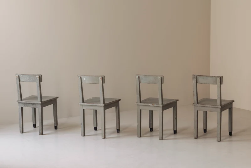 Set of 4 Rationalist Wooden Dining Chairs in the Taste of Giuseppe Pagano, 1940s