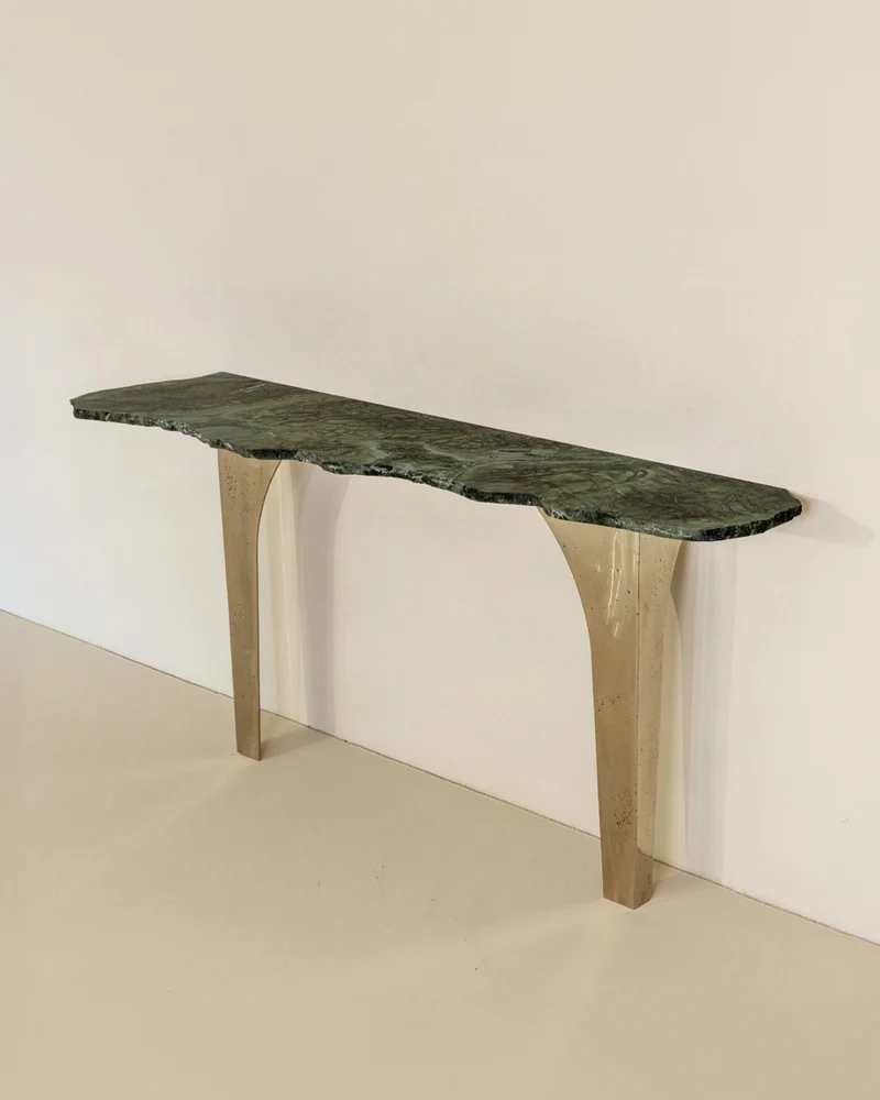 VITTORIA Console