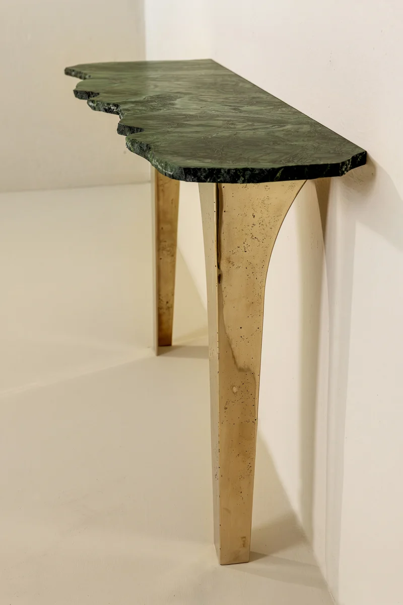 VITTORIA Console