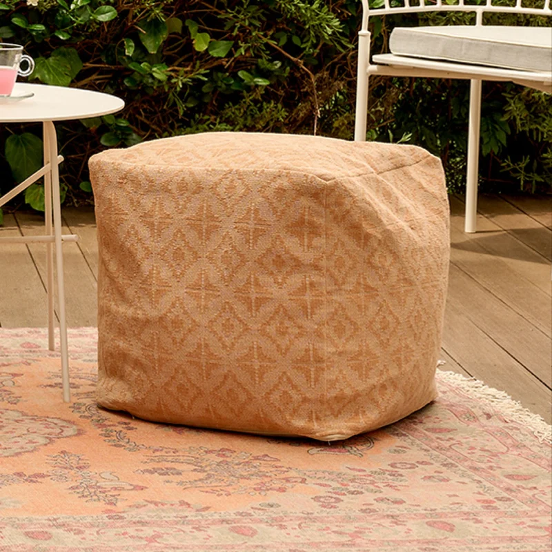 Poufs Menelaos