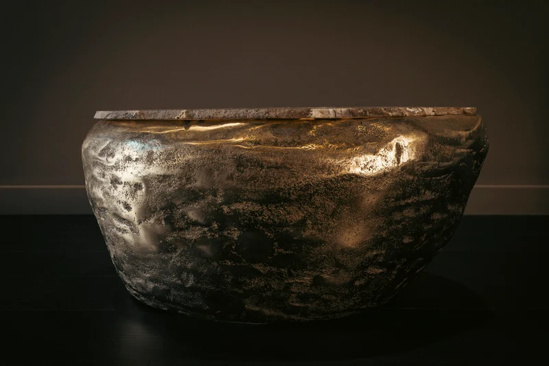 ERNEST Coffee Table in Brass and Agata
