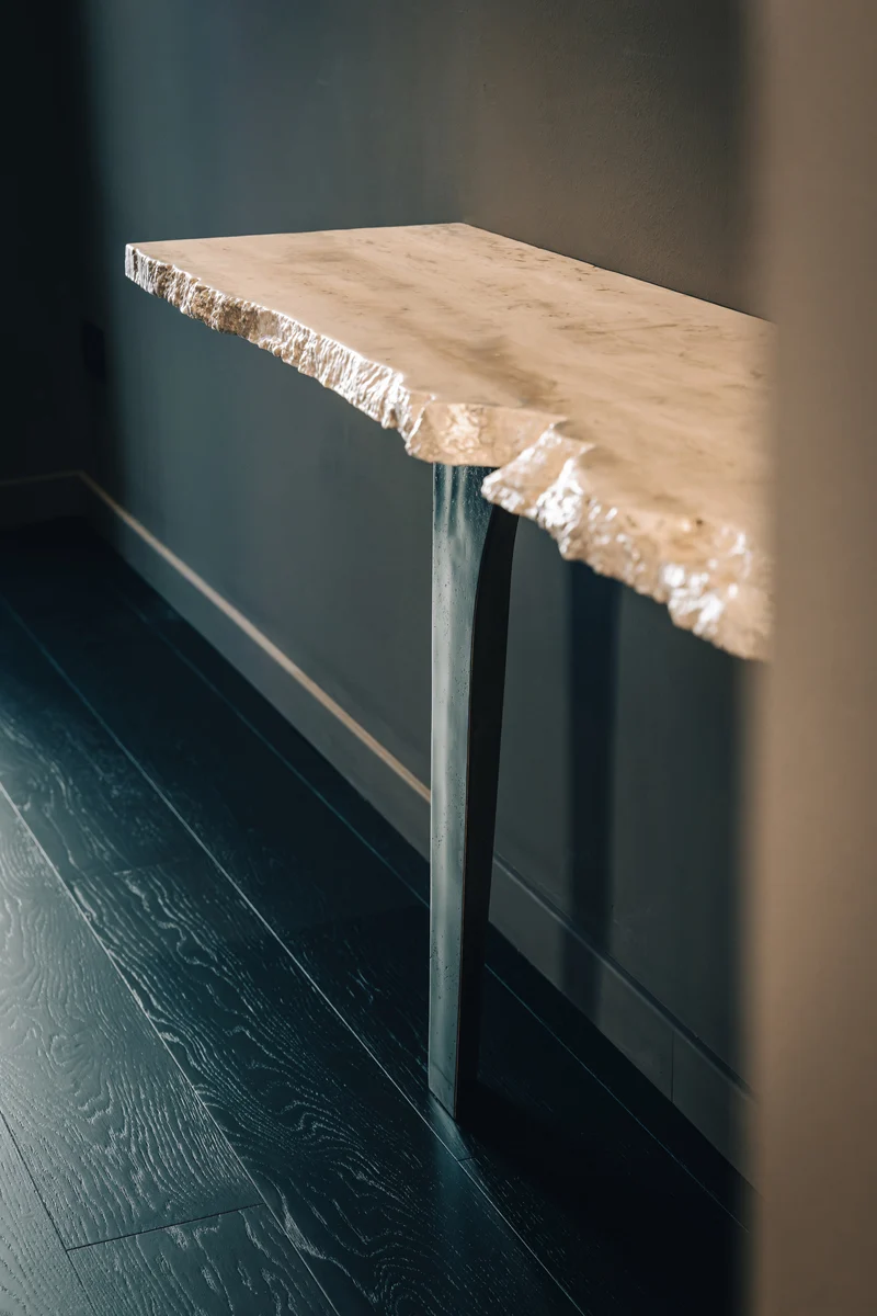 ANDREW Console - table in Metal and Brass