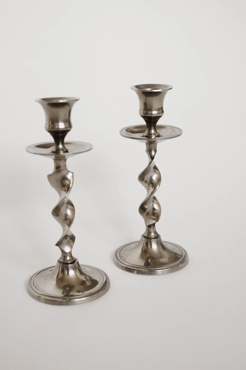 Set of 2 Elegant Vintage Twisted Candleholders