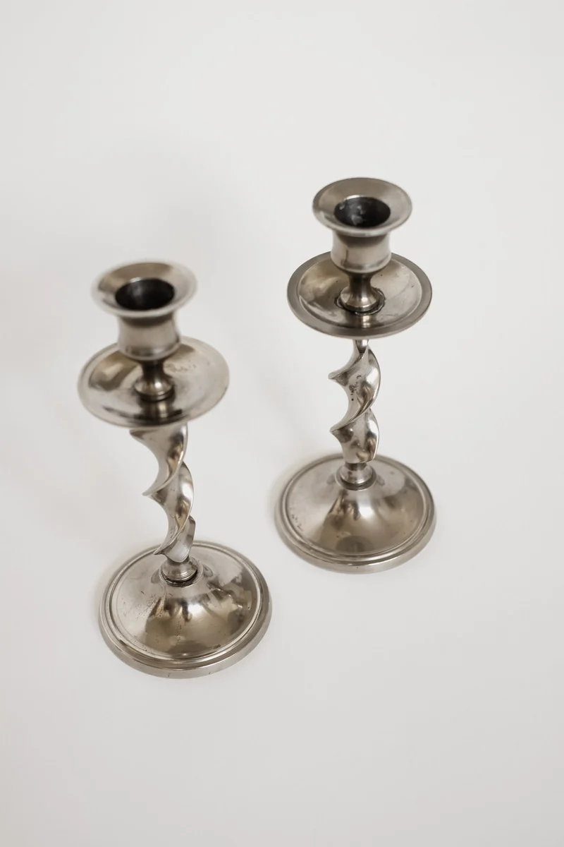 Set of 2 Elegant Vintage Twisted Candleholders