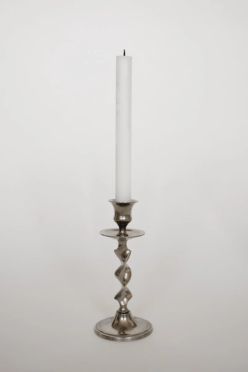 Set of 2 Elegant Vintage Twisted Candleholders
