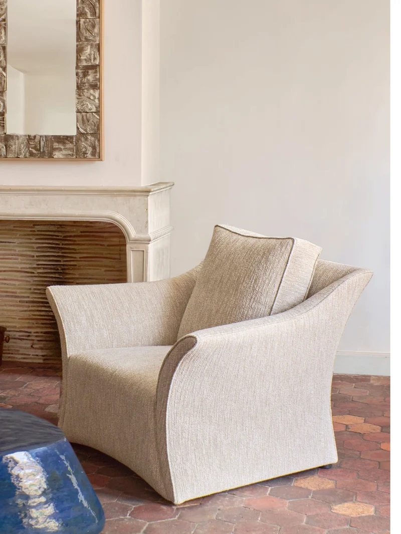 Perícia Lounge Chair