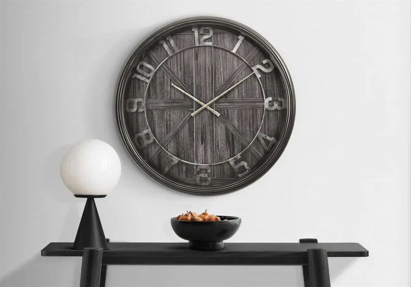 RUSTIC CROSS™ WALL CLOCK – I 9025