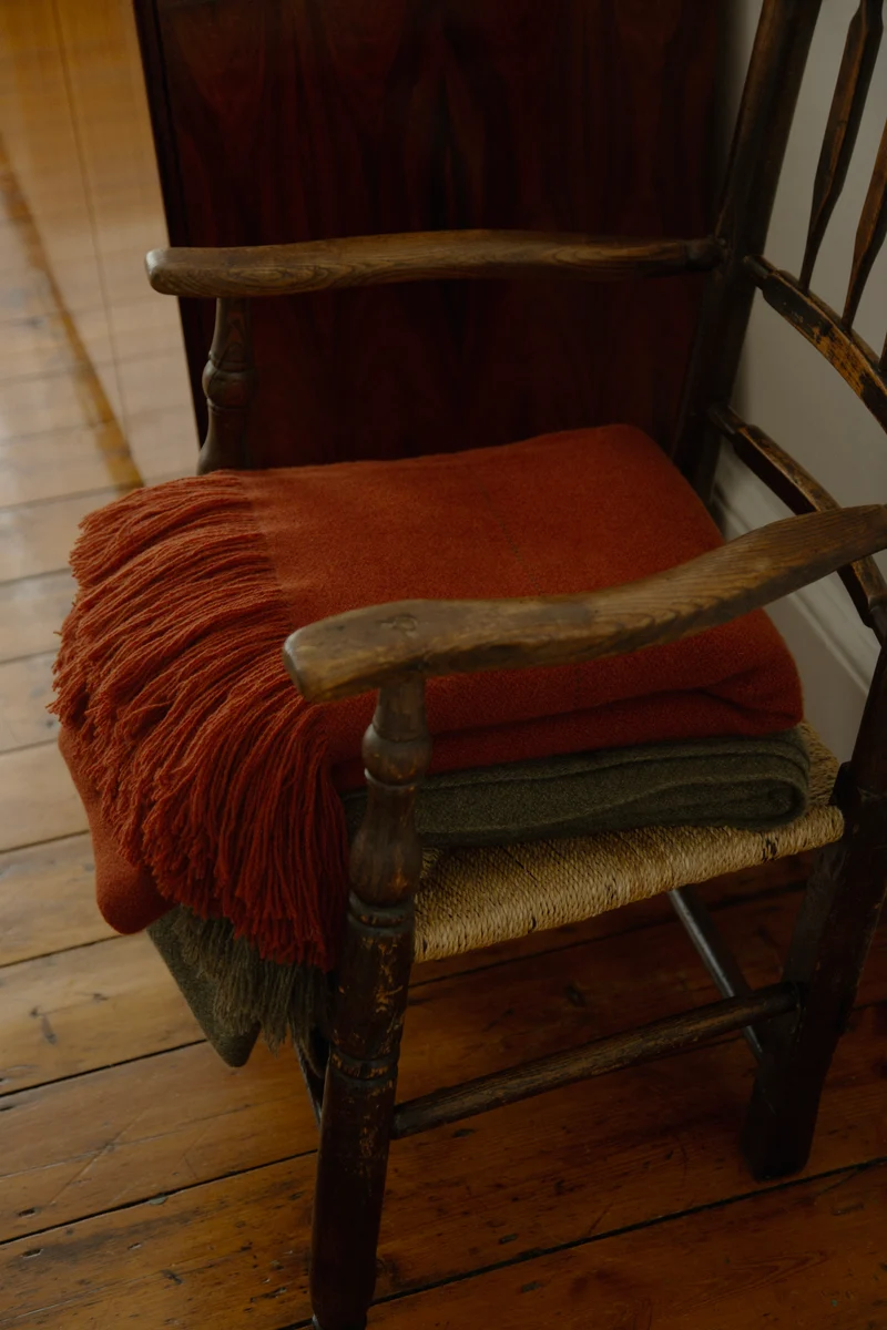 Edition 03 - Sillon - Morello - Soft Blanket