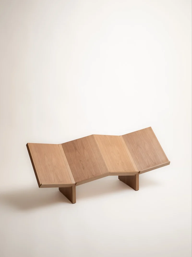 The Widescreen Bookstand