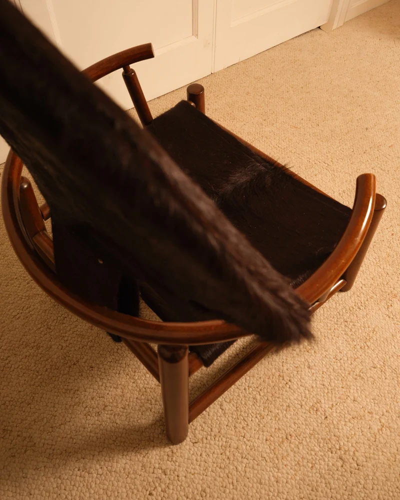 Pair of Hoop G23 Lounge Chairs