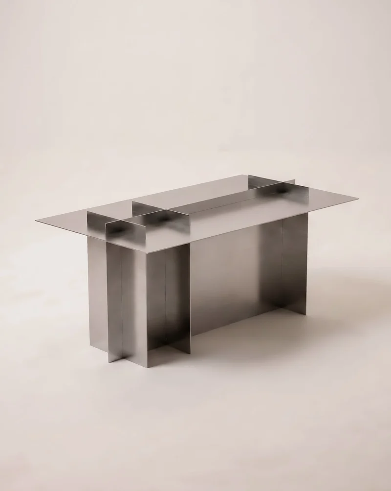 Low Steel Grid Table