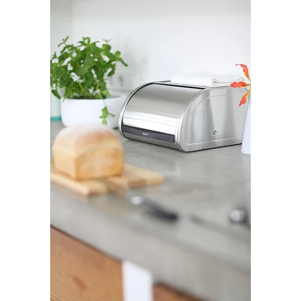 Boîte à pain Medium avec couvercle coulissant gris acier Brabantia