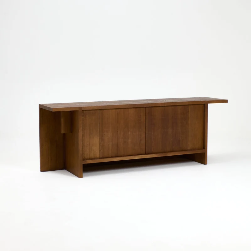 Perícia Credenza in Solid Oak