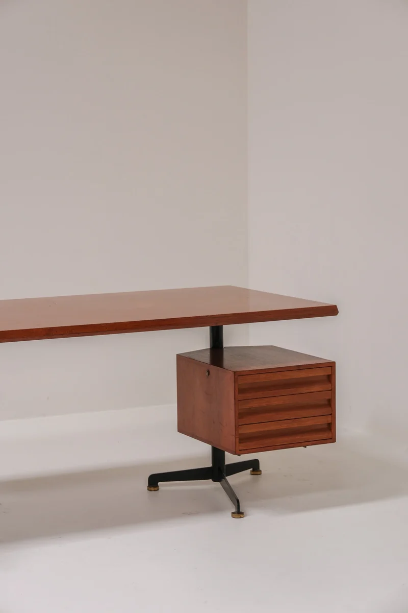 Osvaldo Borsani T95 Executive Desk for Tecno, Italy, 1956