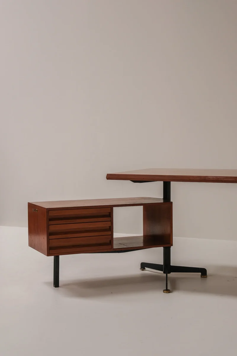 Osvaldo Borsani T95 Executive Desk for Tecno, Italy, 1956
