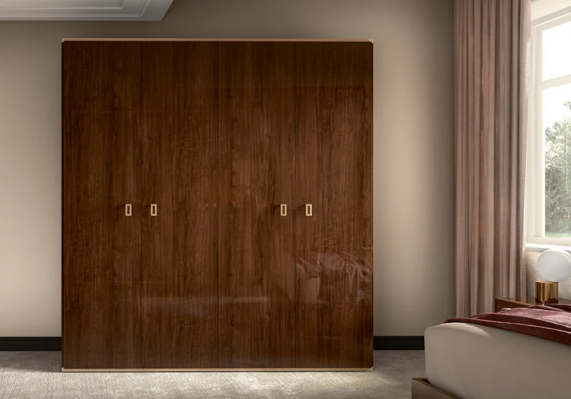 Armoire 5 portes noyer laqué – Eva