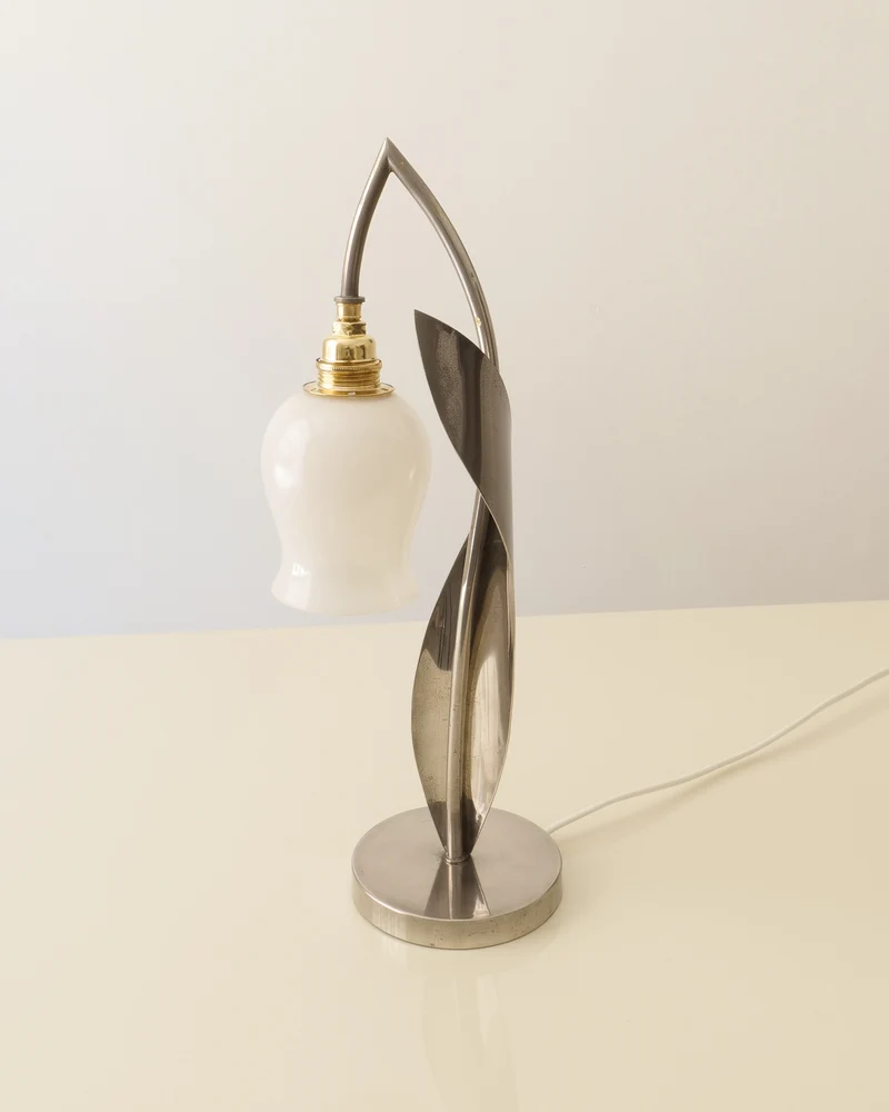 Chrome Opaline Glass Lily of the Valley Table Lamp c.1950s