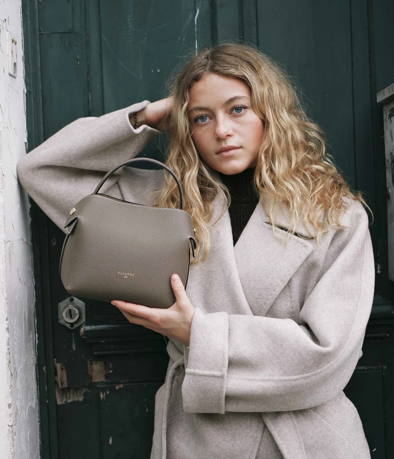 Mini Swann | Taupe
