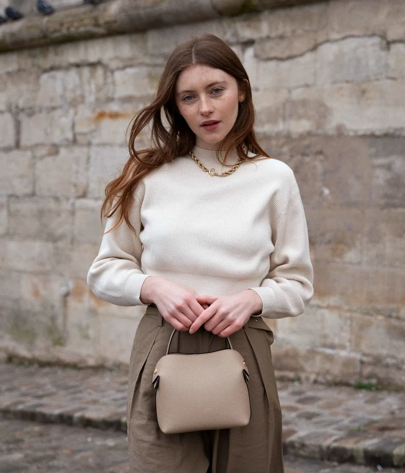 Mini Swann | Sable