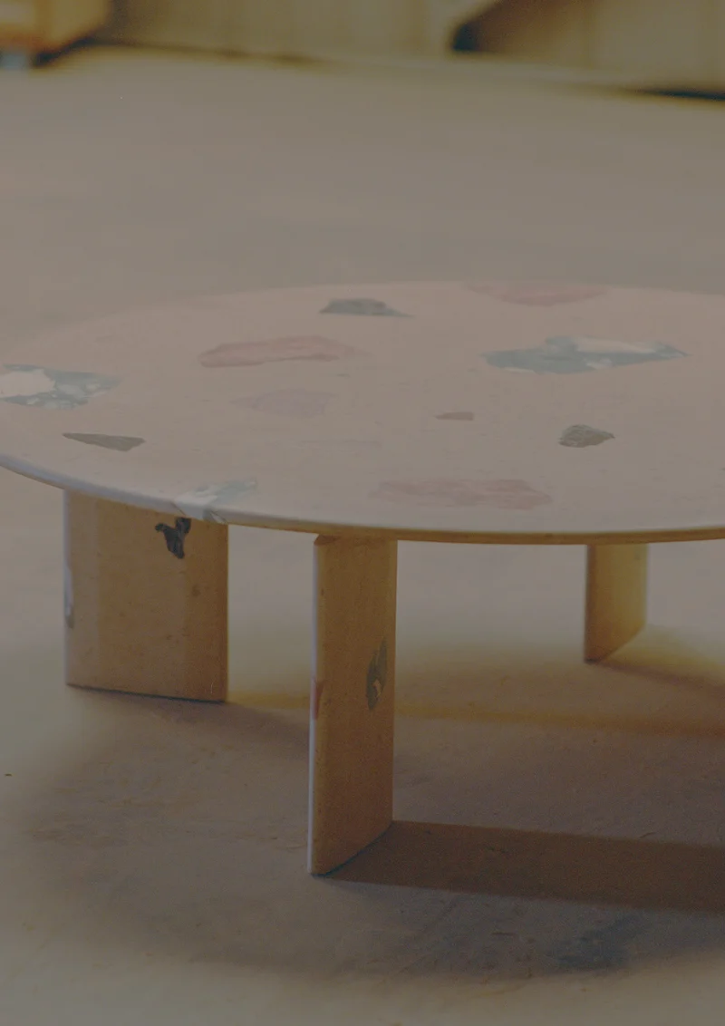 DISCUS Coffee Table