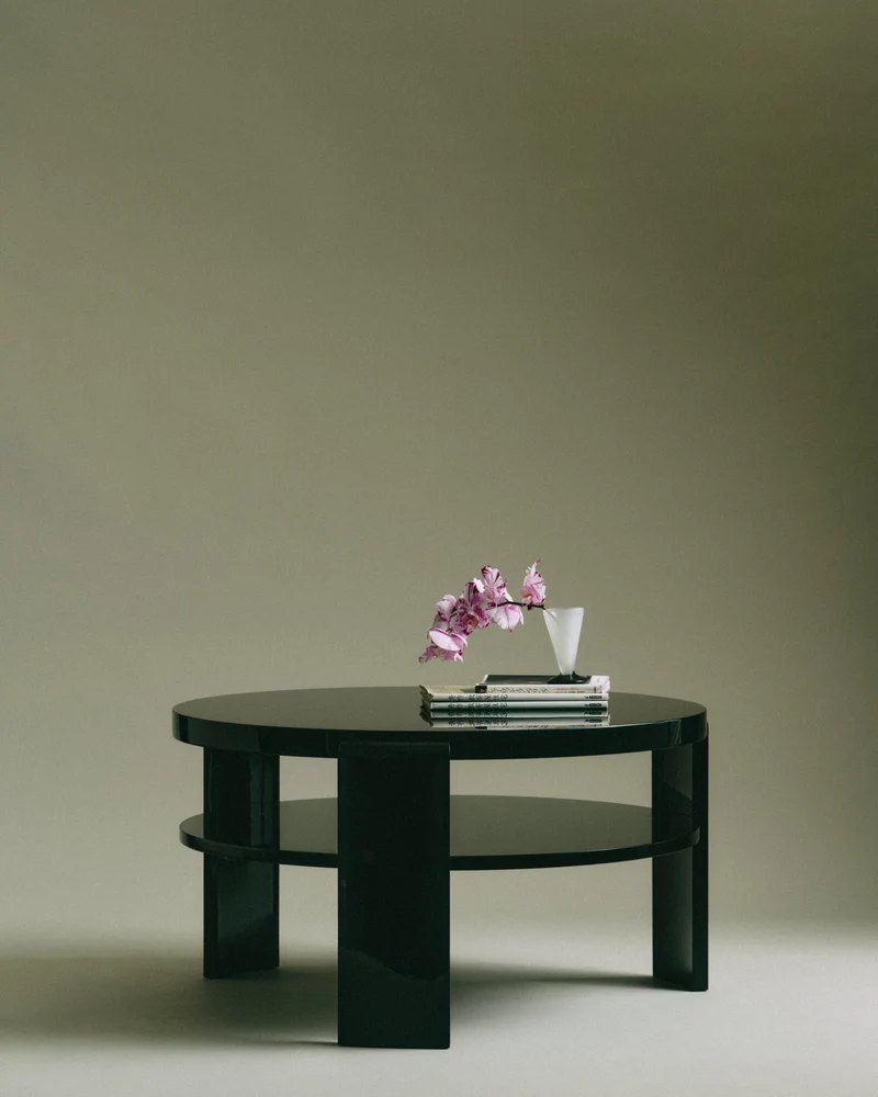 SPINA LOUNGE TABLE