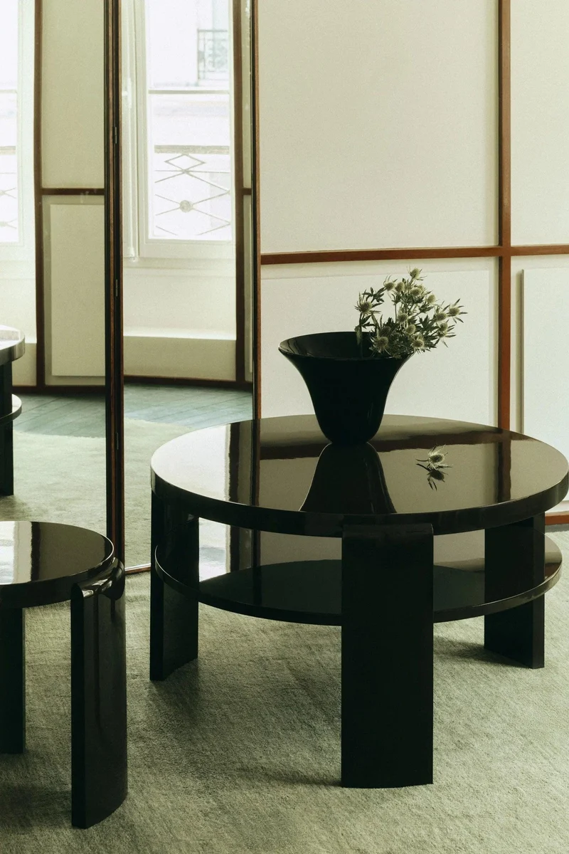 SPINA LOUNGE TABLE