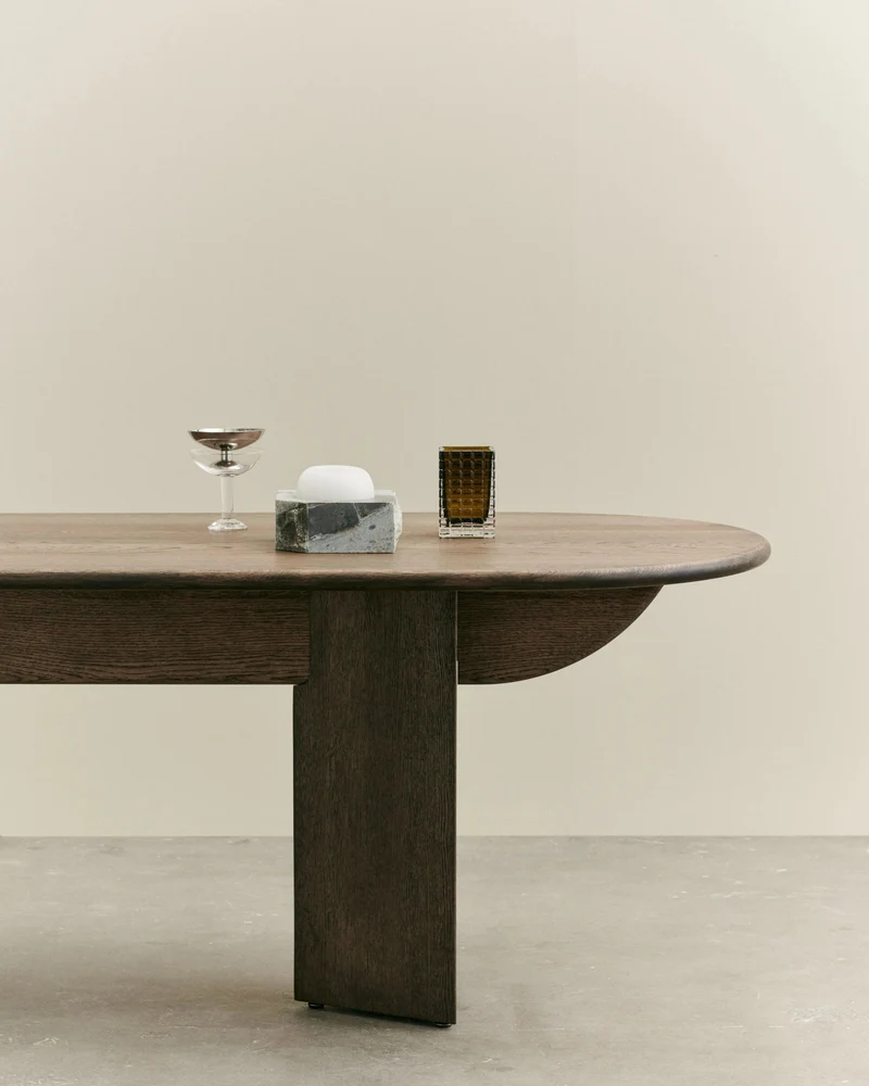 PILLABOUT TABLE 03