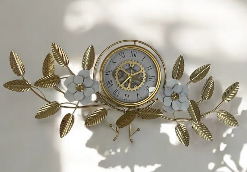 Horloge murale fleur dorée blanche - Gearly