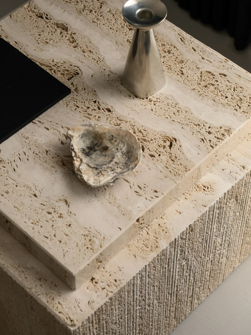 BARI Contemporary Coffee Table