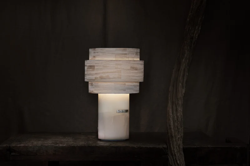 Auge Onyx Table Lamp