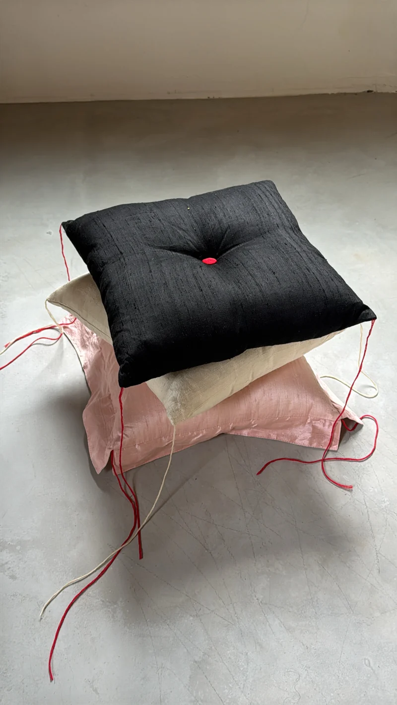 RAINI SILK PILLOW
