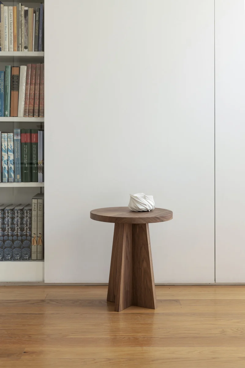 Round Side Table in Oak and Ash - Collection
