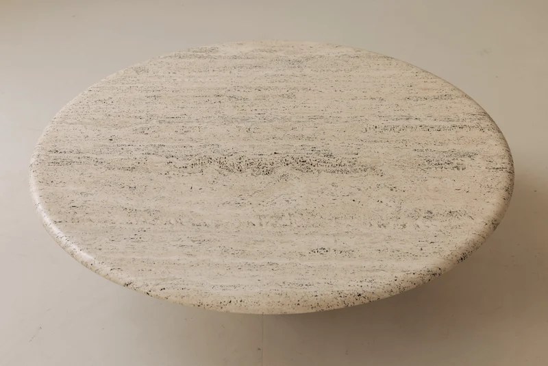 Travertine round coffee table by Angelo Mangiarotti, Italy 1970s