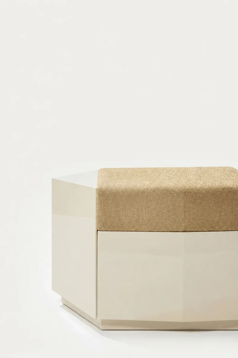 Ame I Lacquer Ottoman