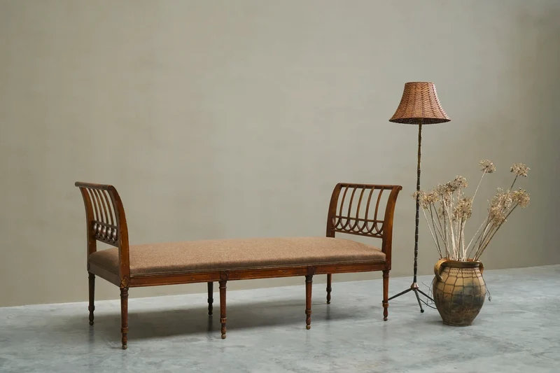 Beautiful Regency Style Daybed / Chaise Longue Europe Early 20th Century