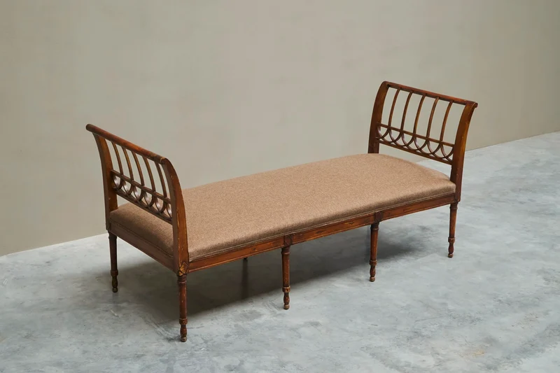 Beautiful Regency Style Daybed / Chaise Longue Europe Early 20th Century