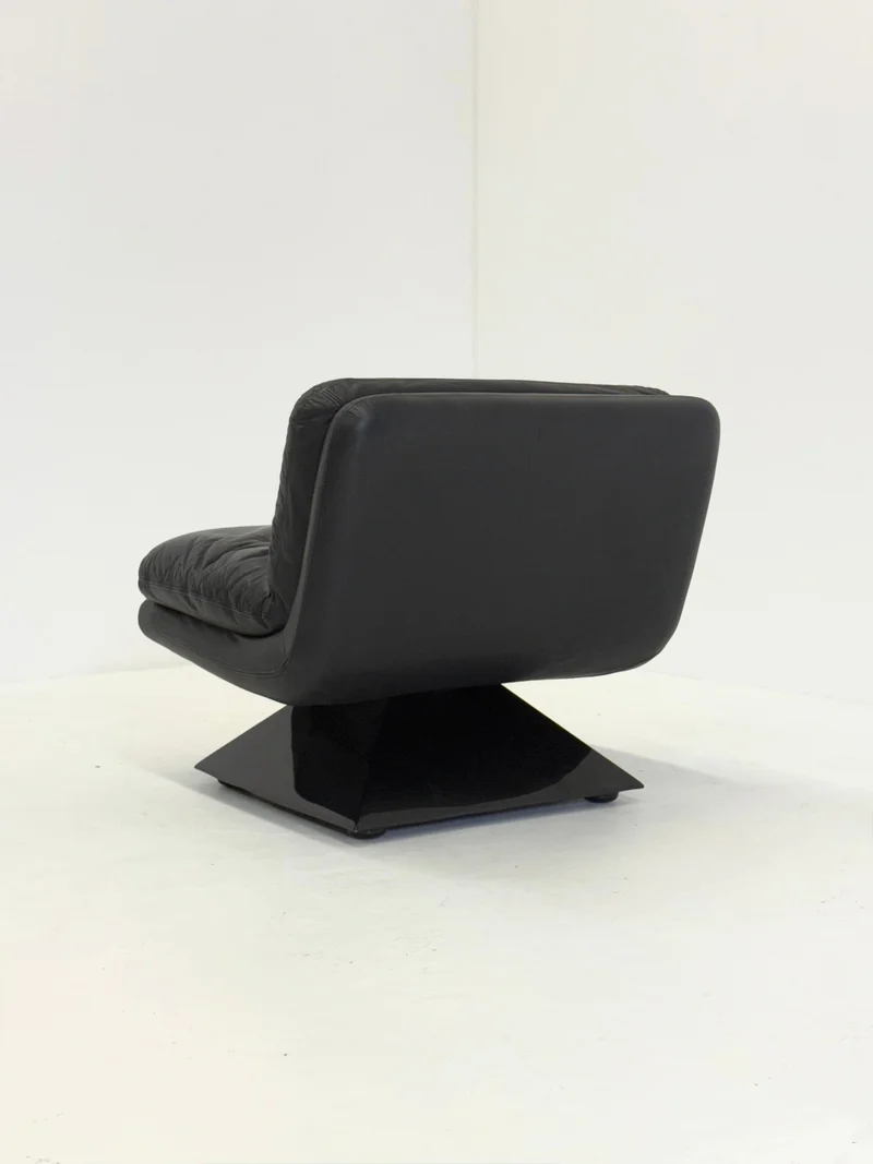 Armchair by Hans von Klier for Giuseppe Rossi di Albizzate