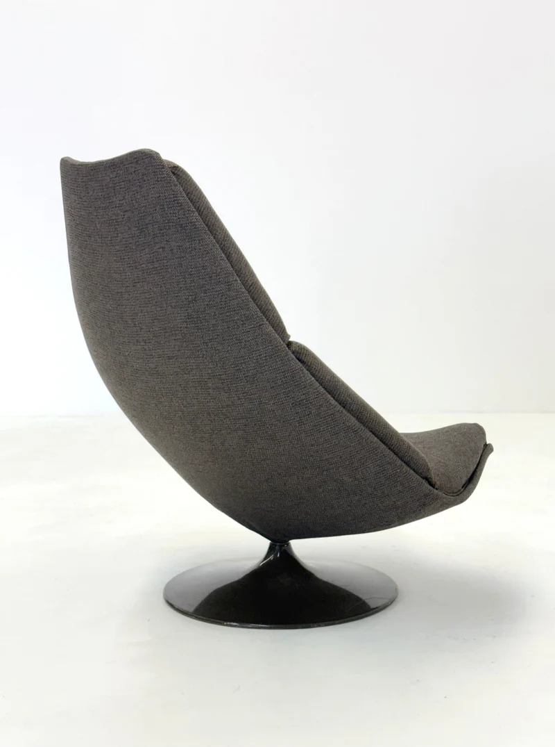Artifort F510 armchair by Geoffrey Harcourt