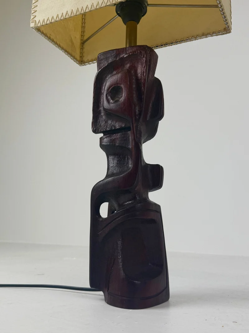 Vintage Hand-carved Wooden Sculptural Table Lamp by Gianni Pinna