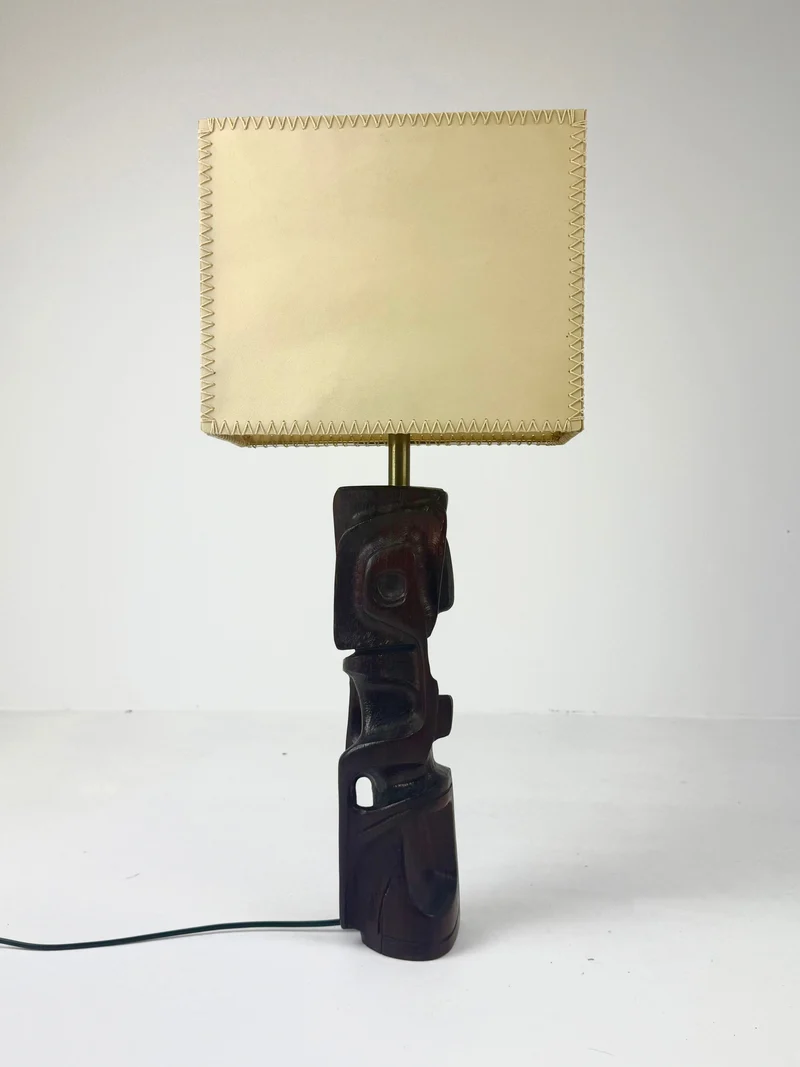 Vintage Hand-carved Wooden Sculptural Table Lamp by Gianni Pinna