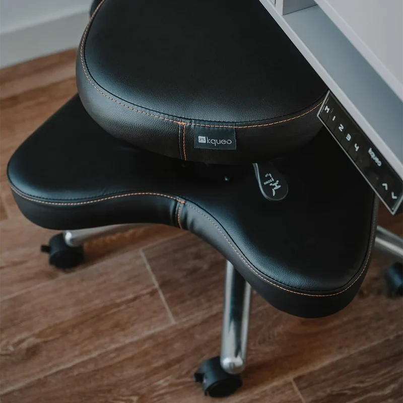 Chaise assis en tailleur - ZEN par KQUEO