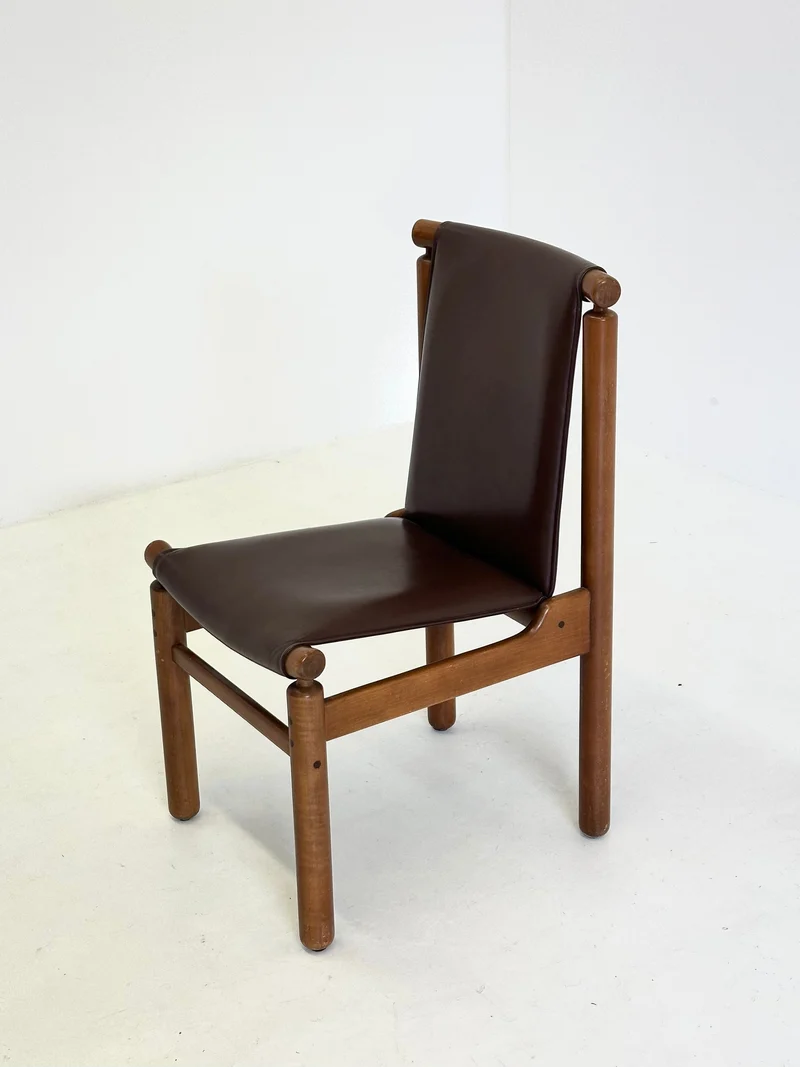 Set of Tapiovaara Dining Chairs by La Permanente Cantù