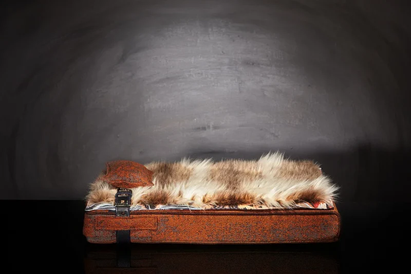 Lit pour chat « Inuit » orange automne