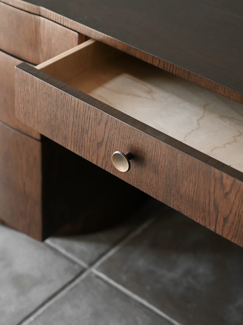 The Cañon Desk
