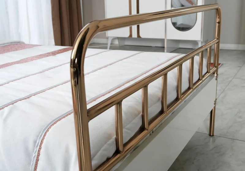 Ensemble chambre jeune métal doré ELEGANT