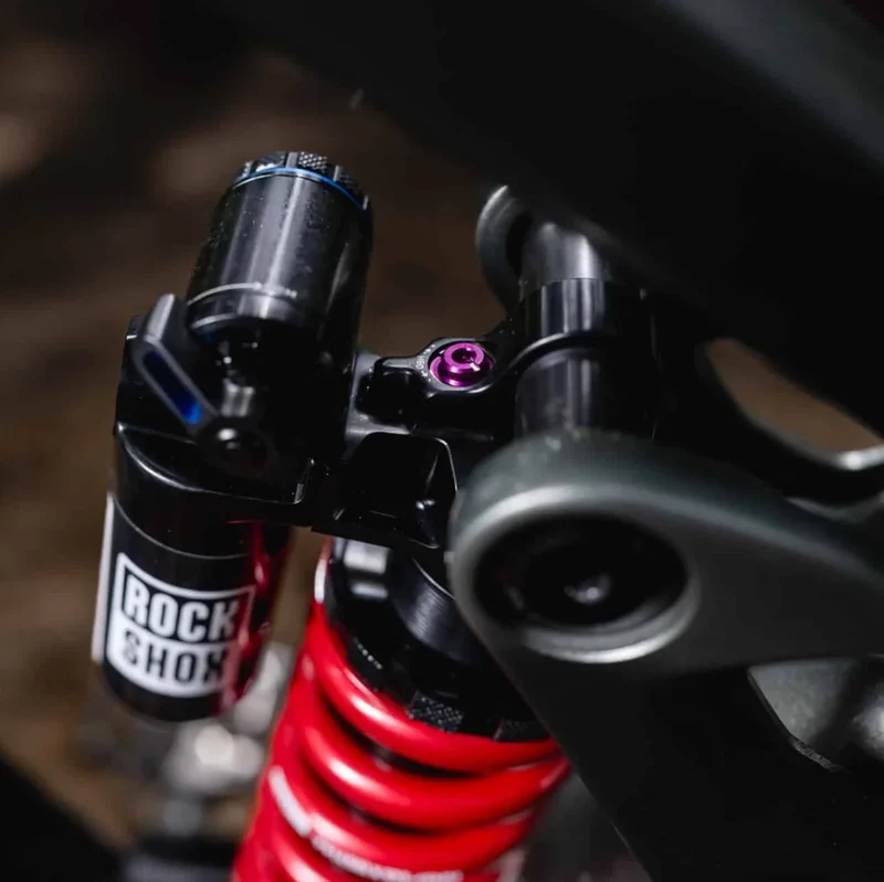 Amortisseur ROCKSHOX VIVID ULTIMATE RC2T HBO Trunnion pour Trek Fuel EXe (2023+)