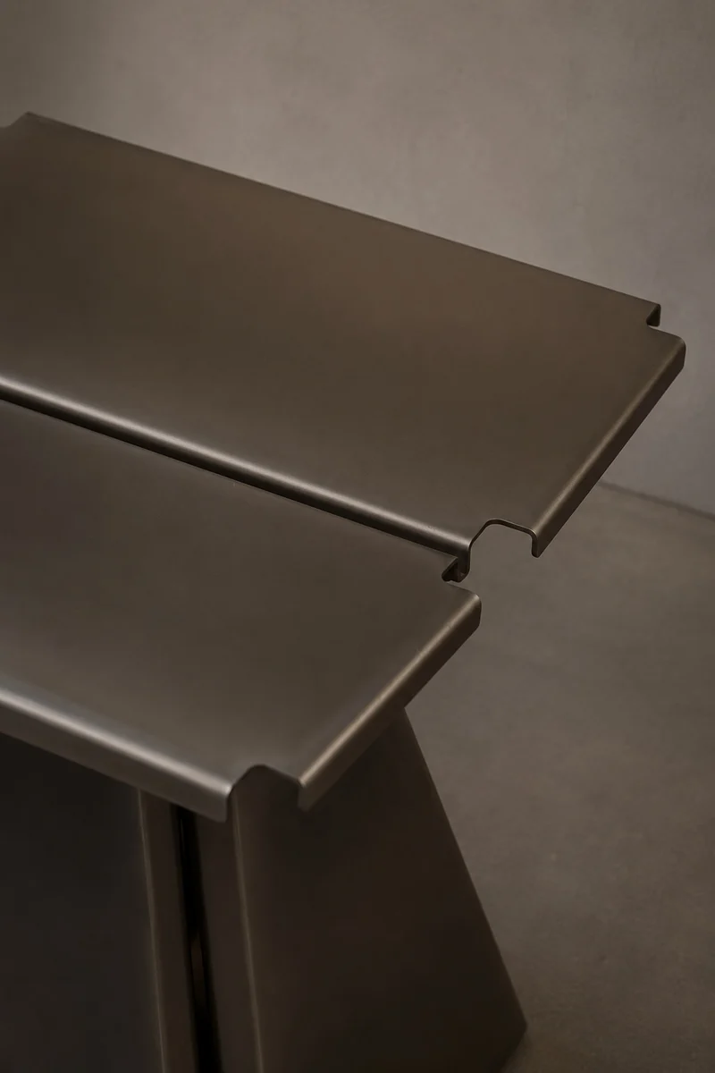 AO25 Stool in Steel and Aluminium
