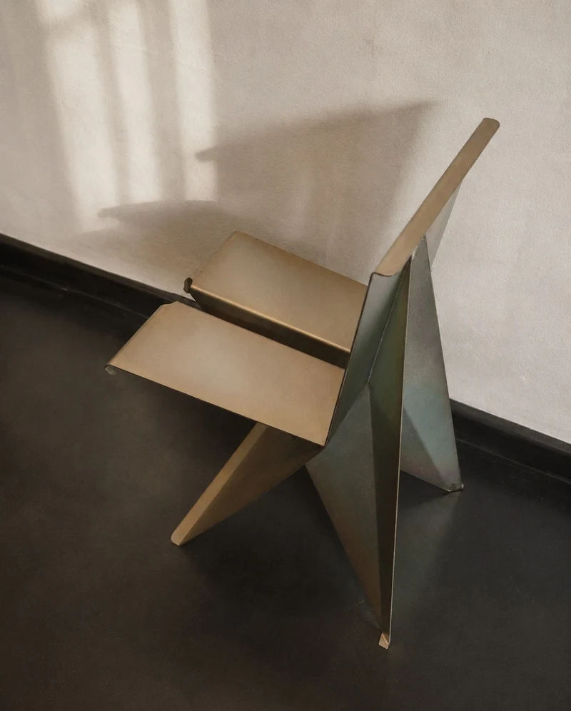 Fosa Chair in Steel
