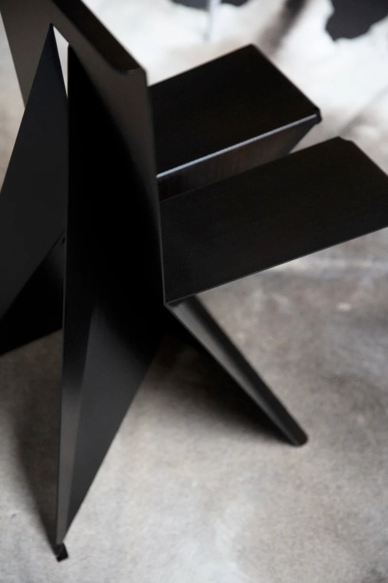 Fosa Chair in Steel